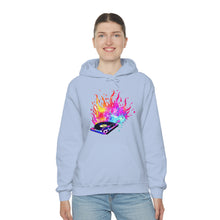 Charger l'image dans la galerie, Turntable on Fire Unisex Heavy Blend™ Hooded Sweatshirt