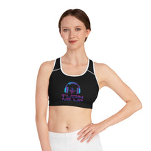 Charger l'image dans la galerie, Turn Me Up Sports Bra - Black