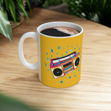 画像をギャラリービューアに読み込む, Boom Box Yellow Mug 11oz