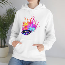 Lade das Bild in den Galerie-Viewer, Turntable on Fire Unisex Heavy Blend™ Hooded Sweatshirt
