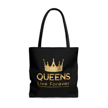 Cargar imagen en el visor de la galería, Queens Live Forever Black AOP Tote Bag
