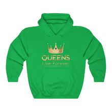 Cargar imagen en el visor de la galería, Queens Live Forever Unisex Heavy Blend™ Hooded Sweatshirt
