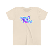 Lade das Bild in den Galerie-Viewer, Ambitious Vibes Youth Short Sleeve Tee

